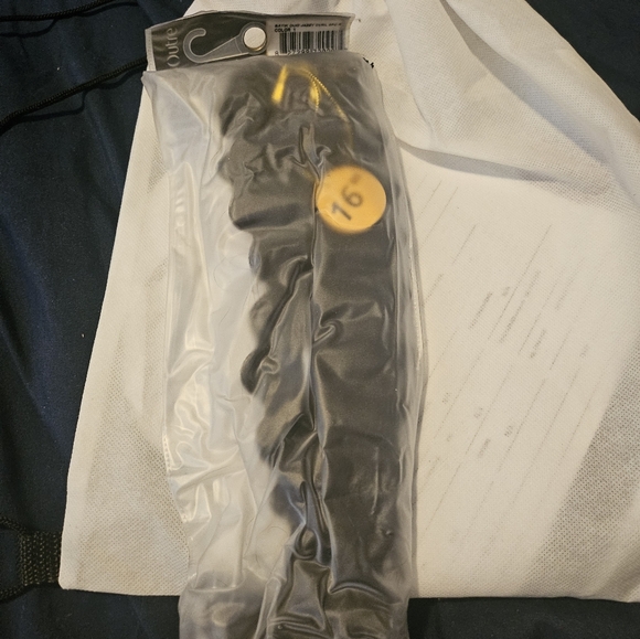 Hair - Picture 2 of 5